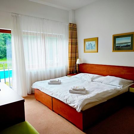 Hotel Bazant Karlsbad Eksteriør billede
